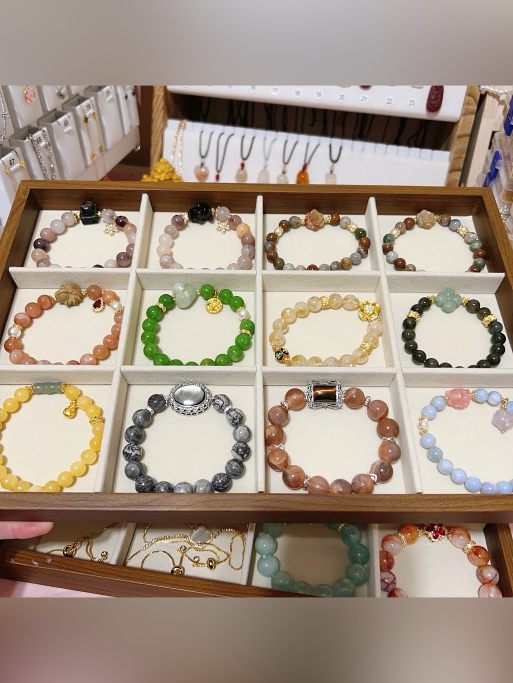 （05-251️⃣）Handmade bracelets for live show